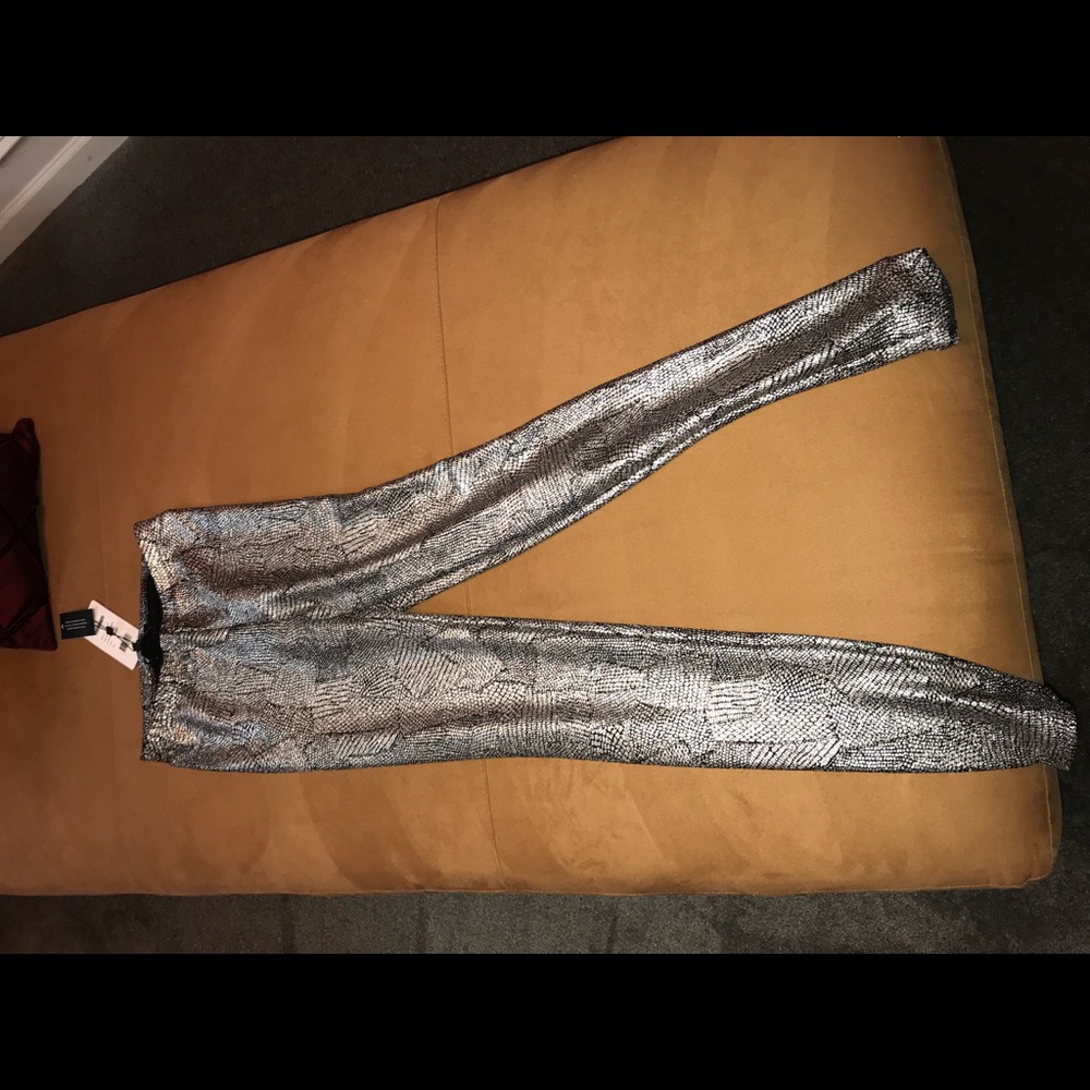 ASOS legging brand new sliver and black high waist